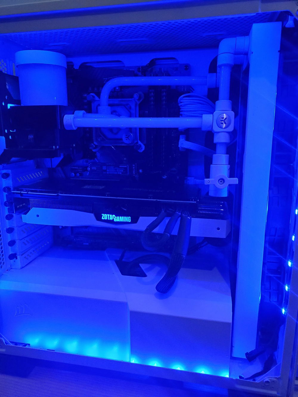 Horizontal just incase