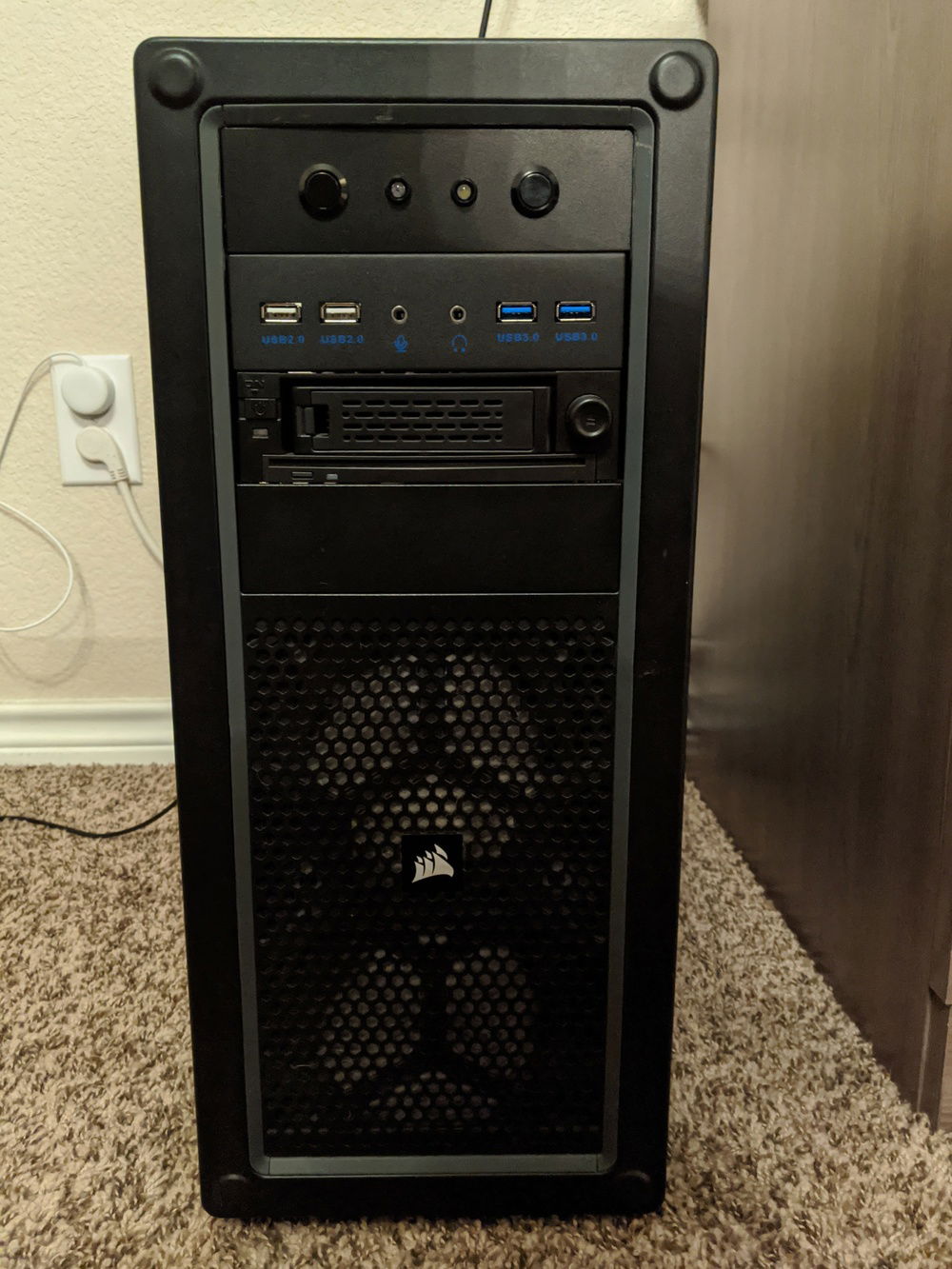 v2: front with new switch/indicator panel and USB/front audio bay