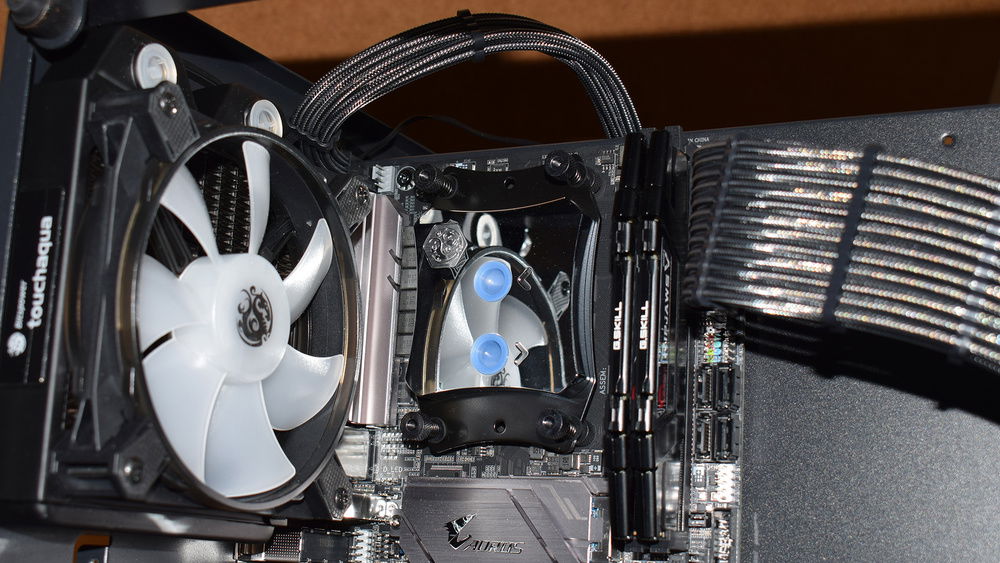 TouchAquaCube
Build with Touchaqua and Bitspower
Sponsored by Bitspower & Azzatek