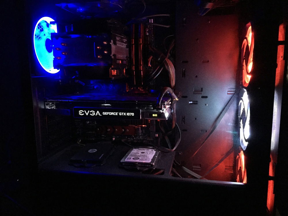 Atleast I tried to cable manage.