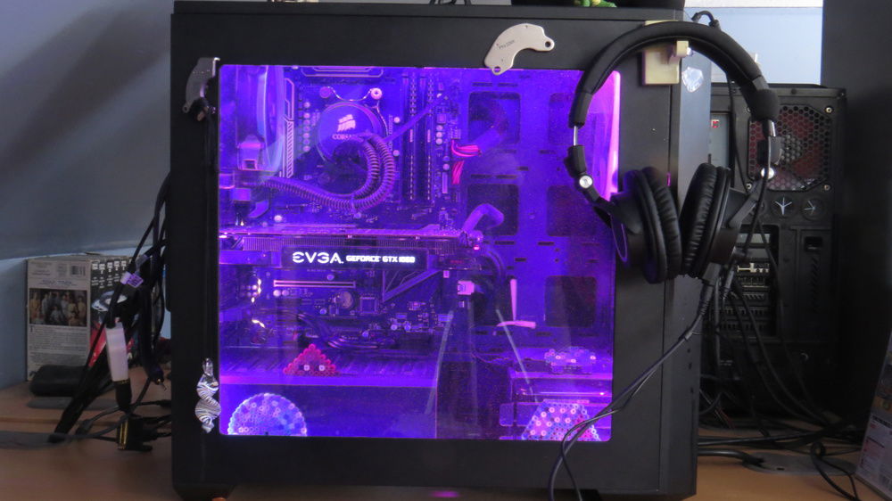 Computer with side panel on Purple LED (default color)