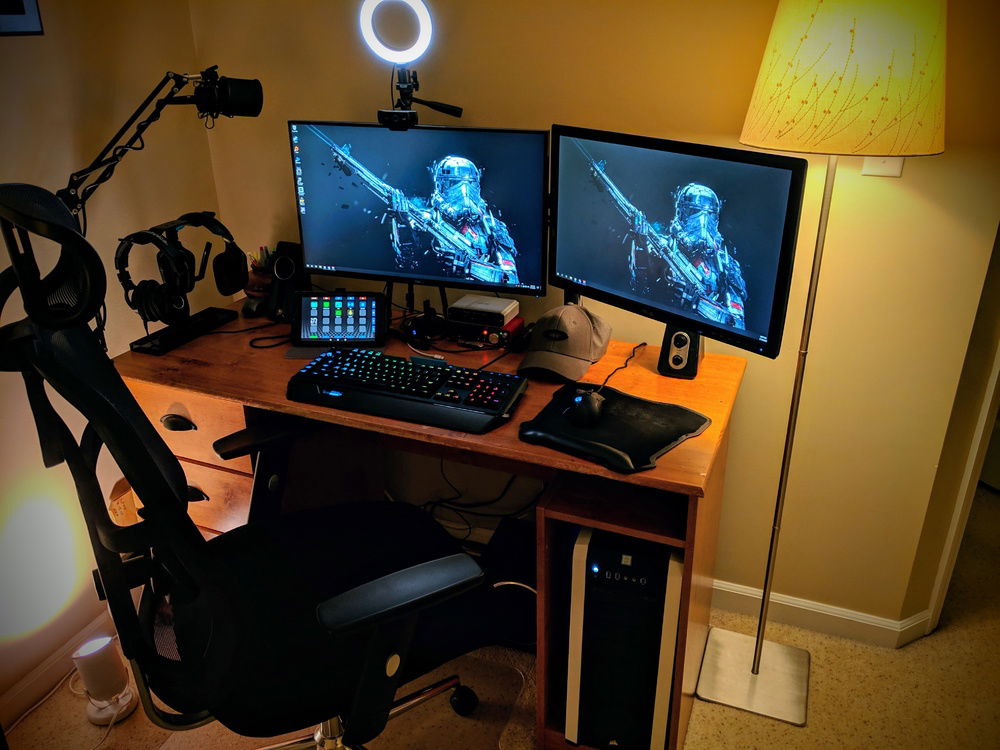 Here's my current setup.  I hate the old desk I'm using, but it's the only thing I have at the moment.