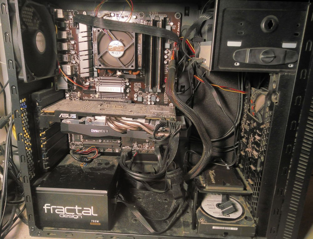 Nudes