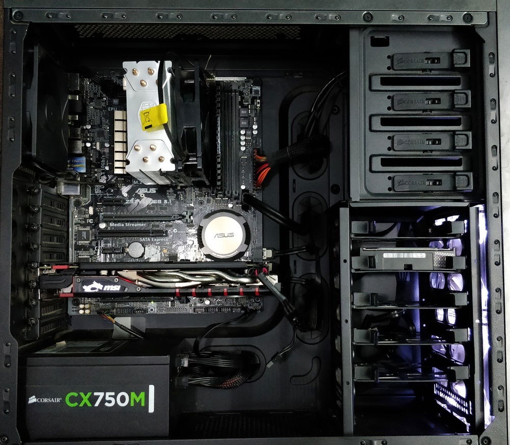 Picture not upto date. Missing Samsung 970Evo, couple of HDD. Managed Hyper 212 EVO's cable.