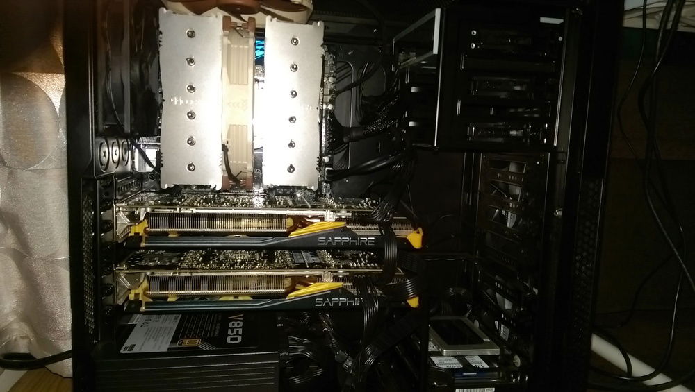 Inside view, before I replace the dual R9 290s with the current 1070Ti mini