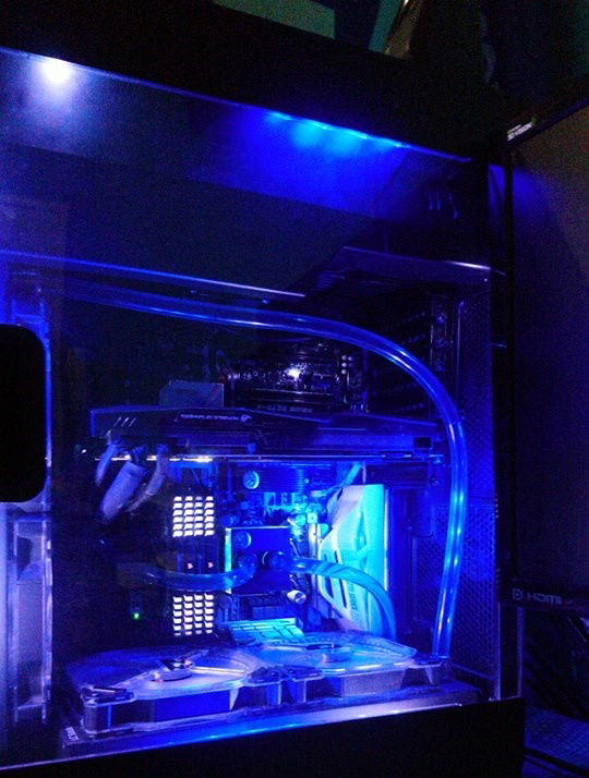 First time custom loop installed in an Inverted tower case