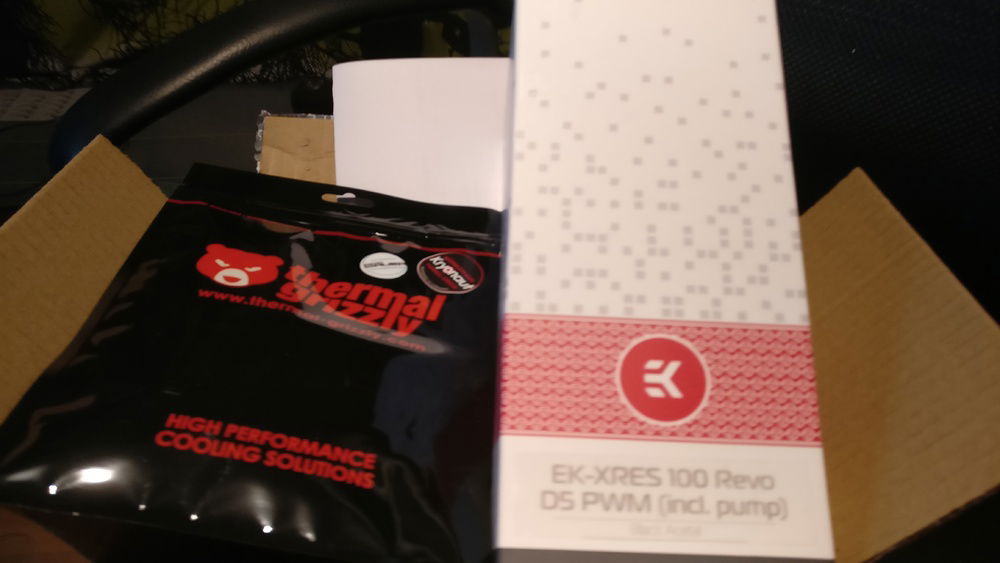 New Pump from EK arrived finally. Tomorrow is the D-day for building.