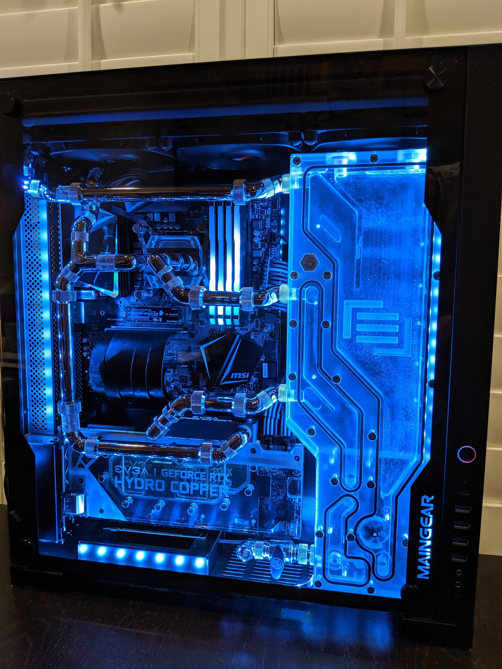 Maingear F131 DIY - Chrome Hardtubes » builds.gg