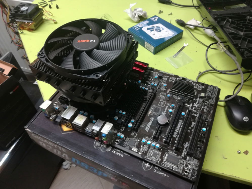 Old picture, when I first instaled the DarkRock TF