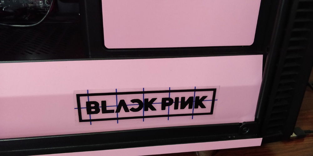 BLACKPINK vinyl logo added