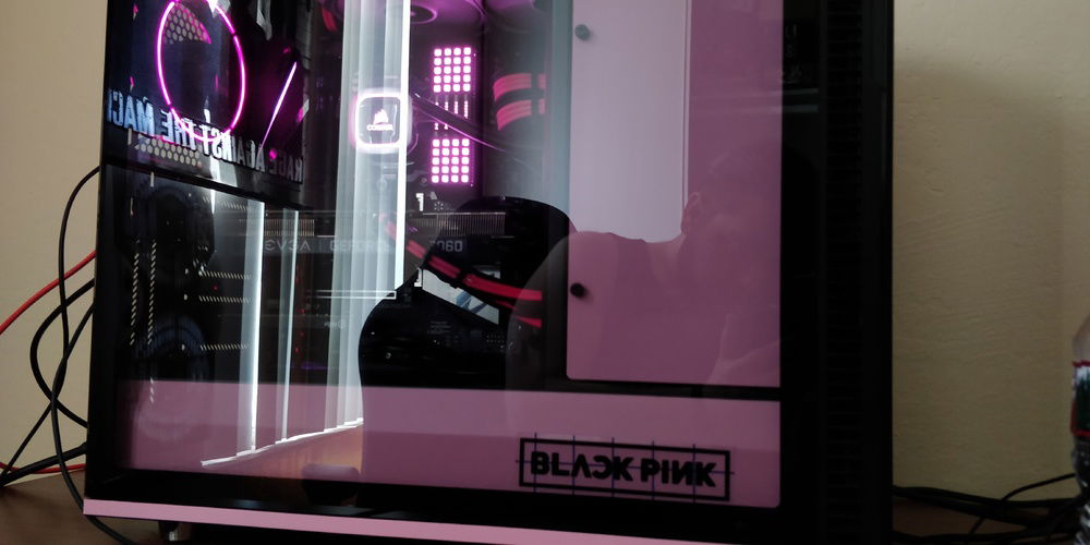 I put everything together to see how it looks, I left the vinyl application sticker on for 24 hrs so I didn't have to fight with it.