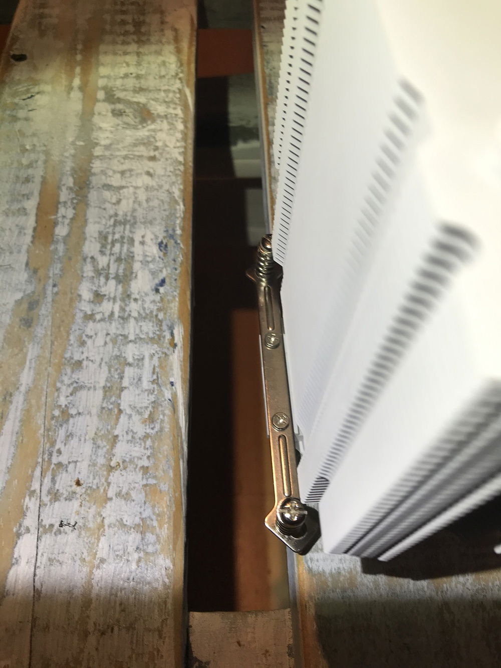 The screws to line up with the indentation of the the fin profiles which would have helped with screw clearance