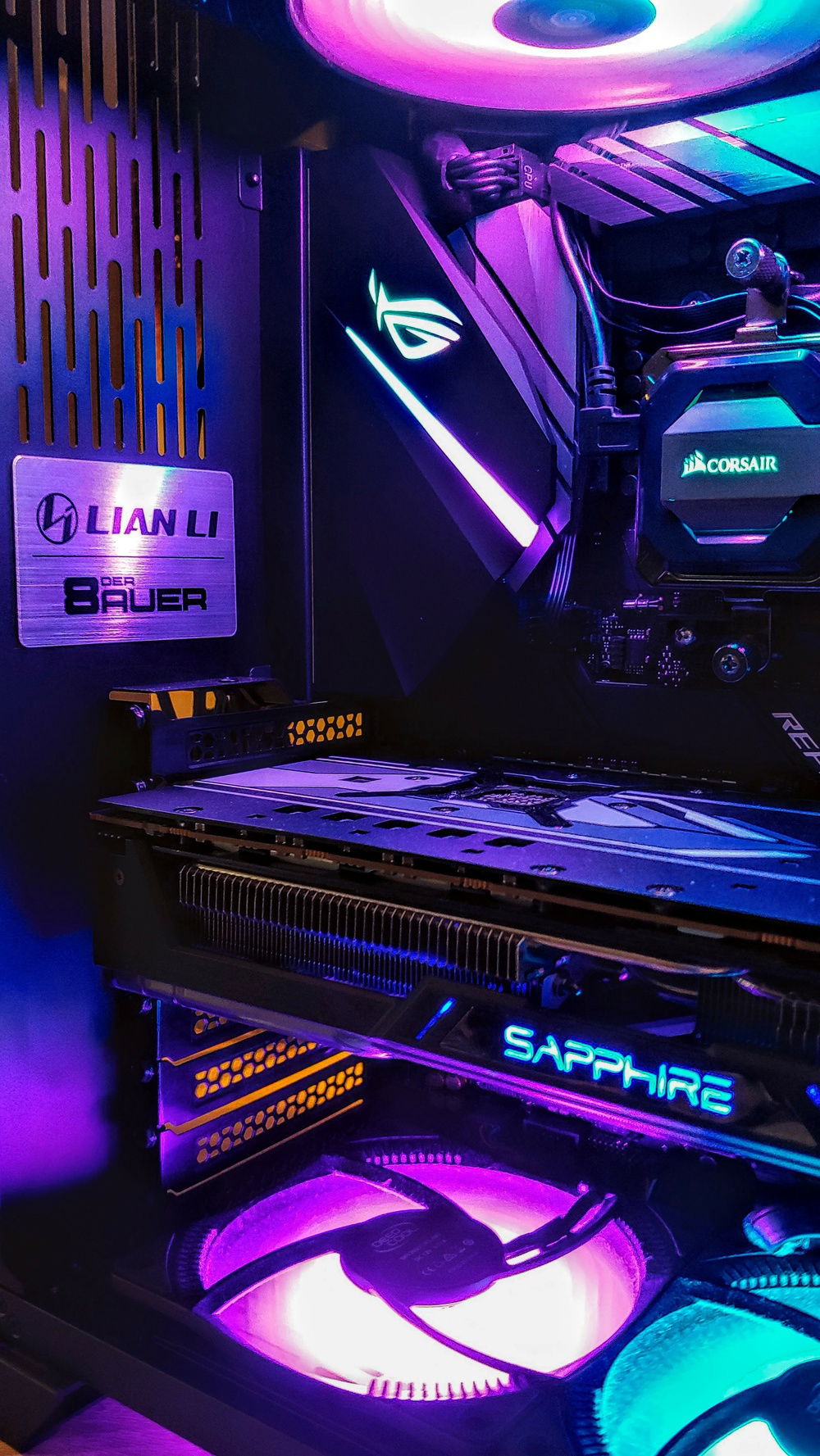 Without the glass on the LianLi PC 011.