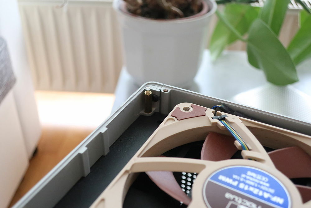 M3 Stand Off Hex to enable Topgrill mounting with screws