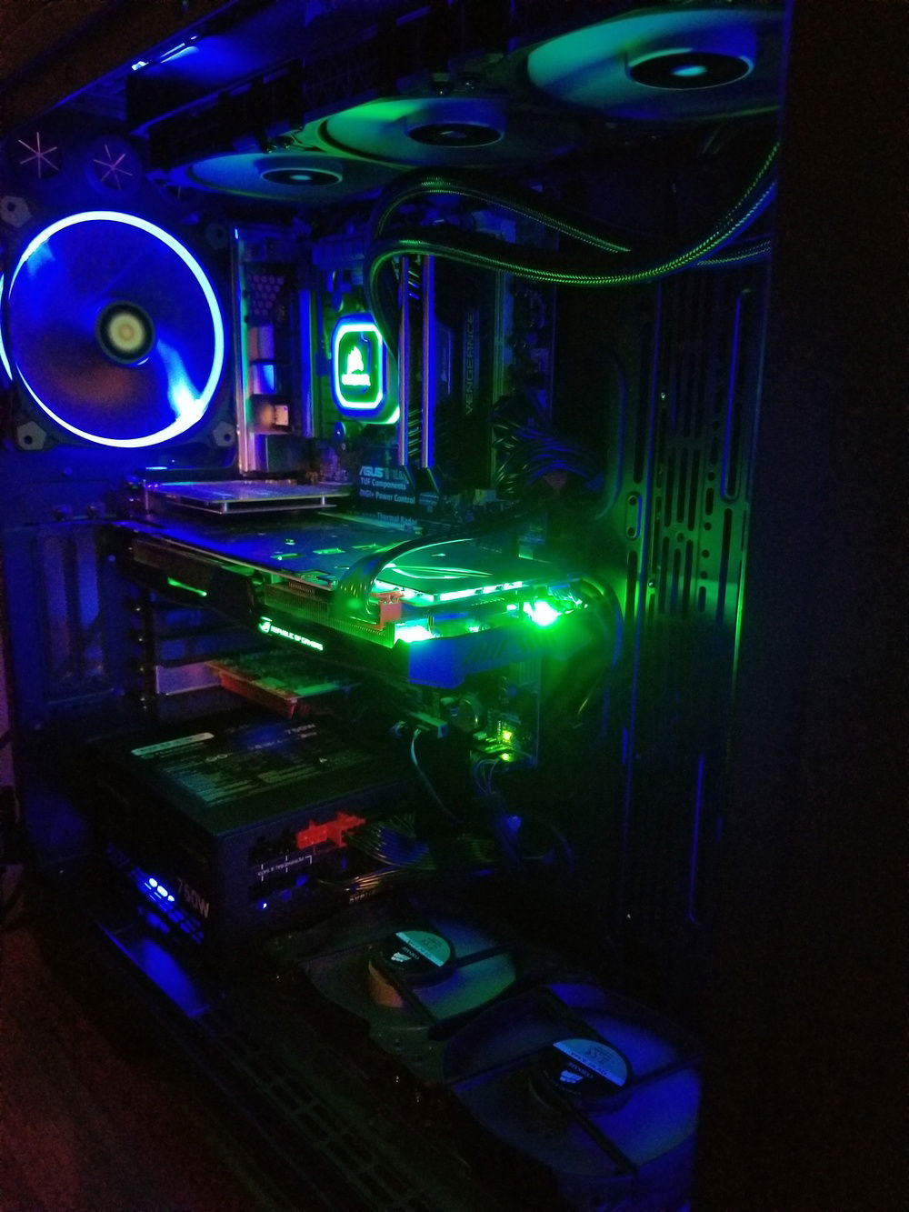 View from inside the case with the ASUS ROG STRIX 1070