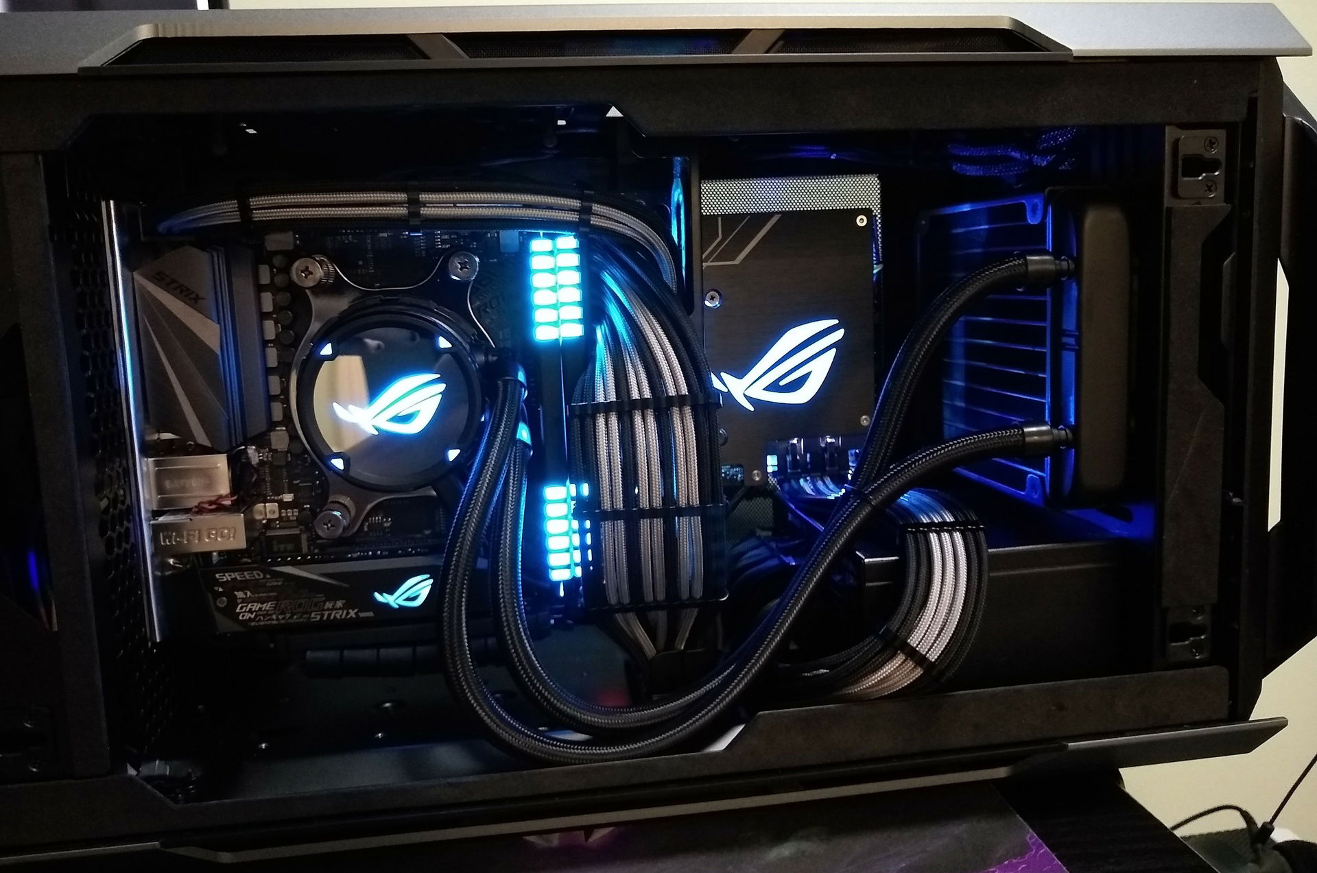 Phanteks Shift » builds.gg