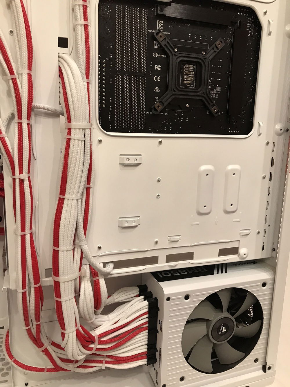 Backside of the open PC with Cable Mgmt.