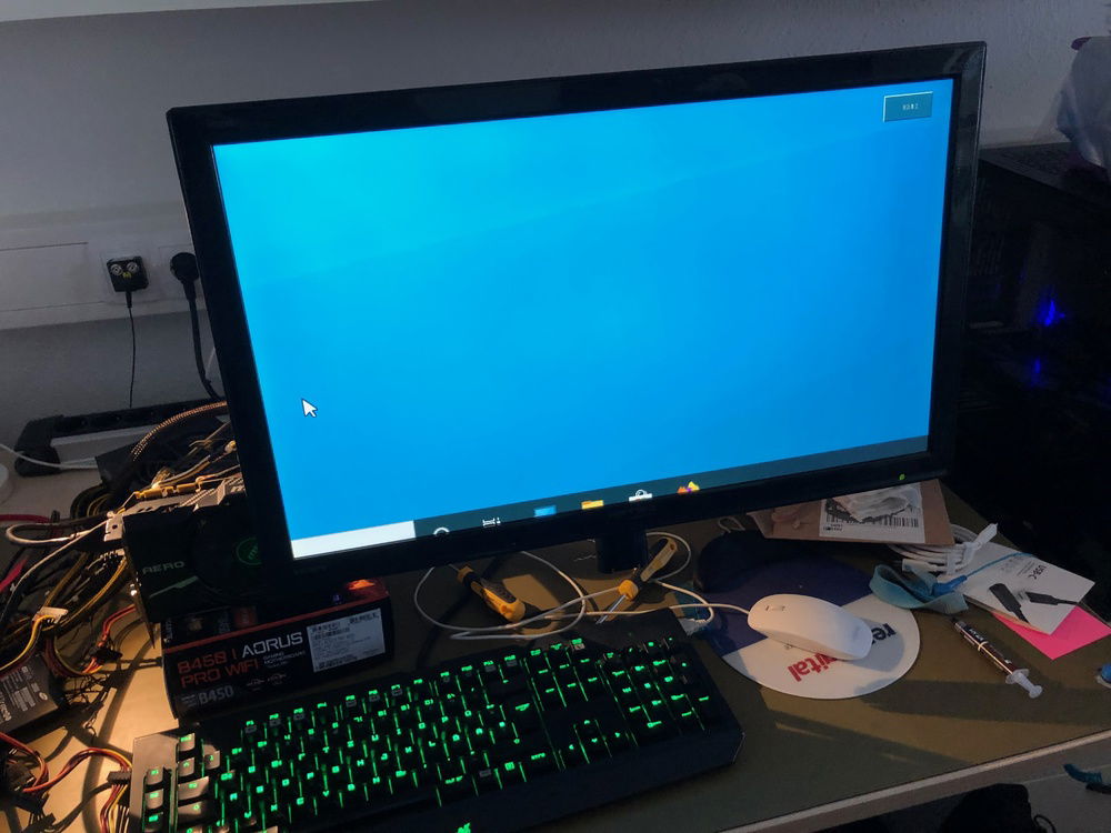 Windows running on the new setup.