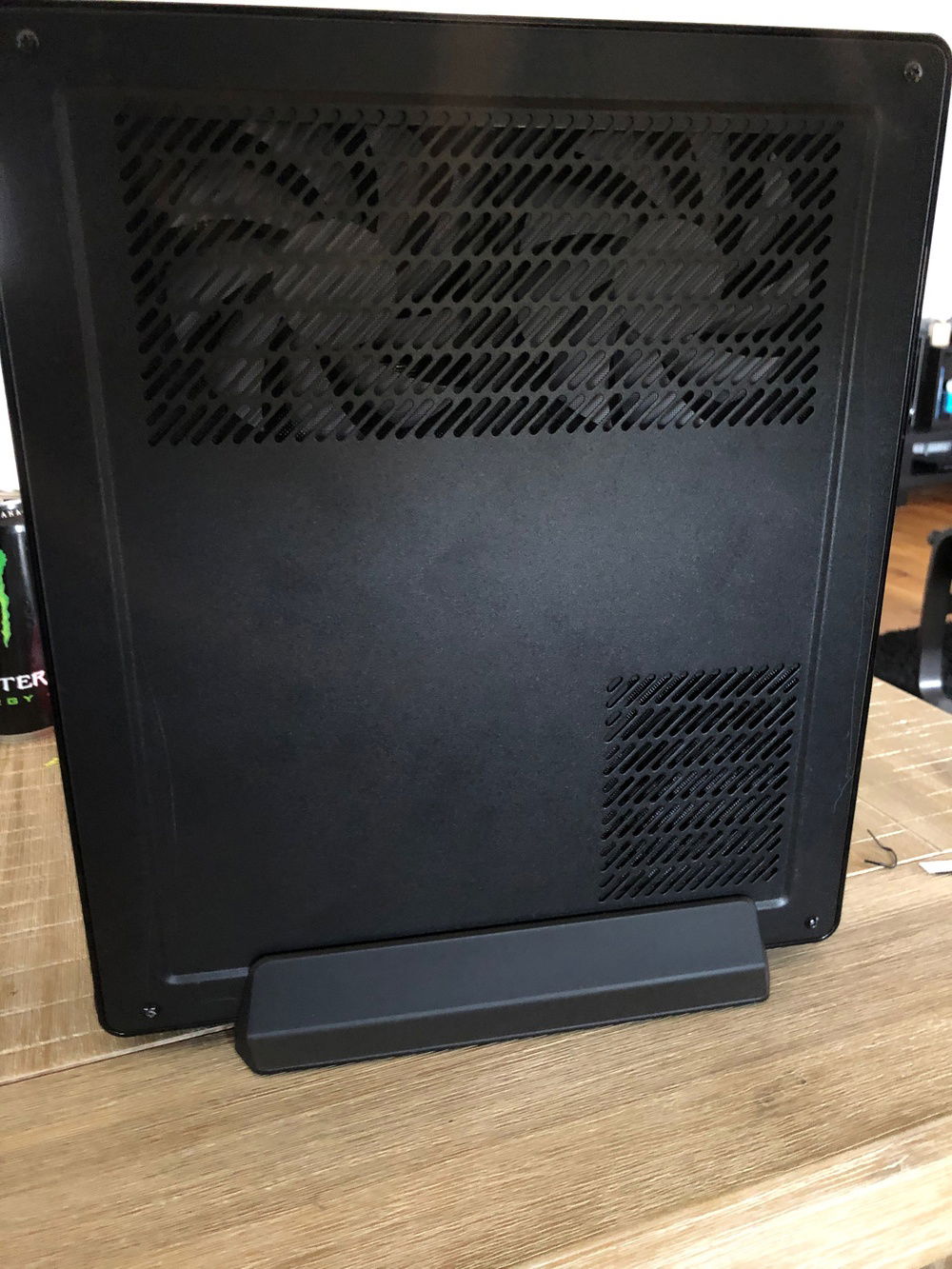 The finished Node 202 build