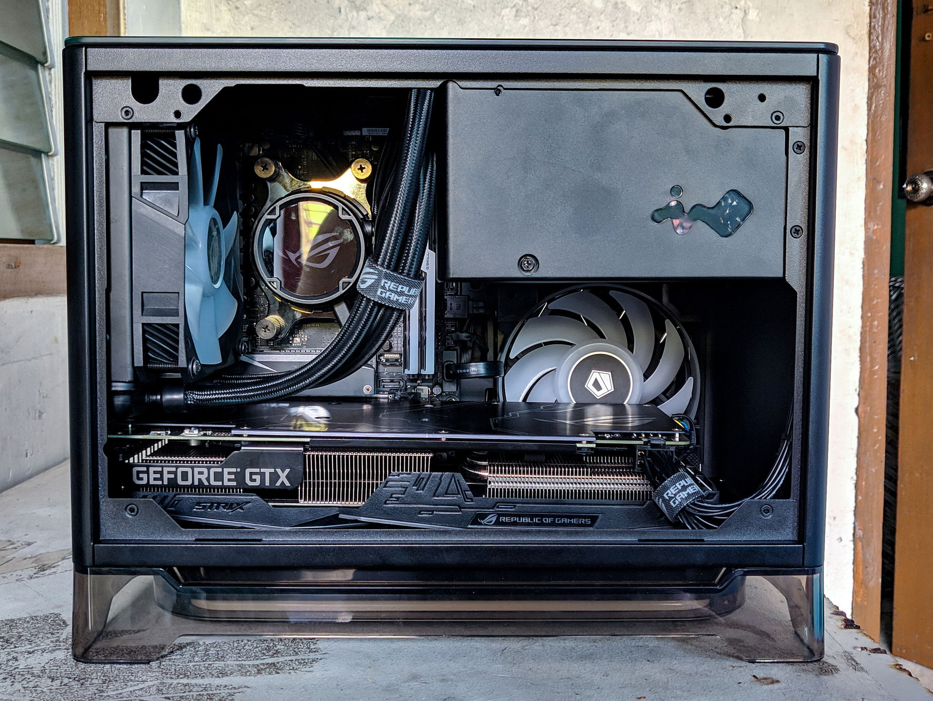 Mini Gaming PC (InWin A1 Plus, Black) » builds.gg