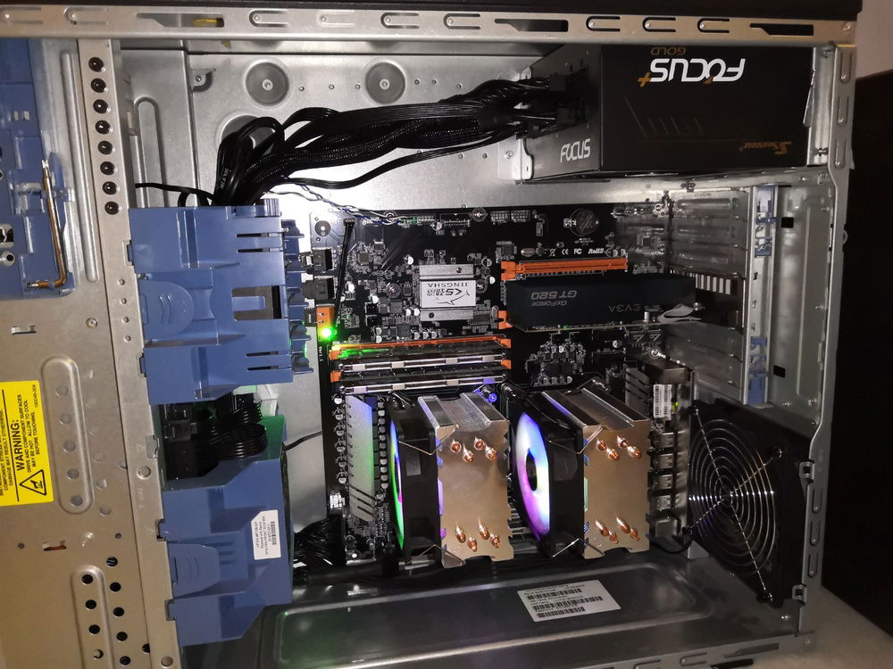 Mediocre cable mamagement