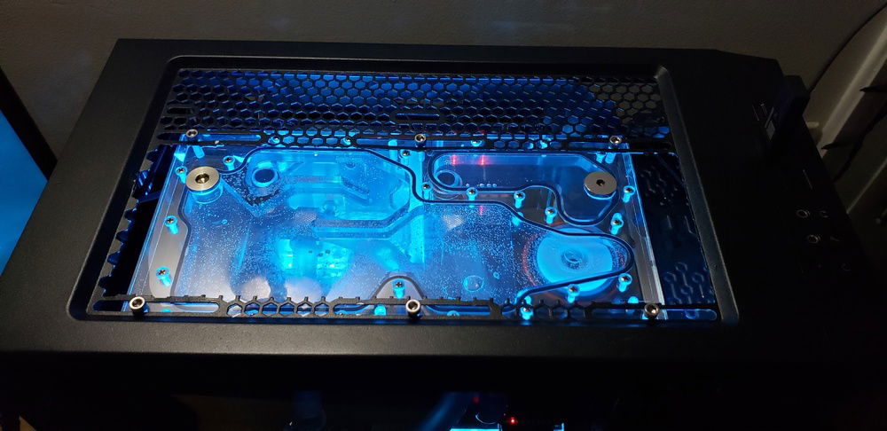 Custom acrylic reservoir