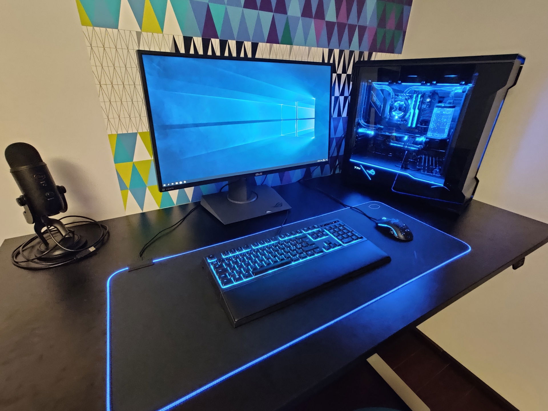 Ultimate Custom Liquid Cooled Gaming PC » builds.gg