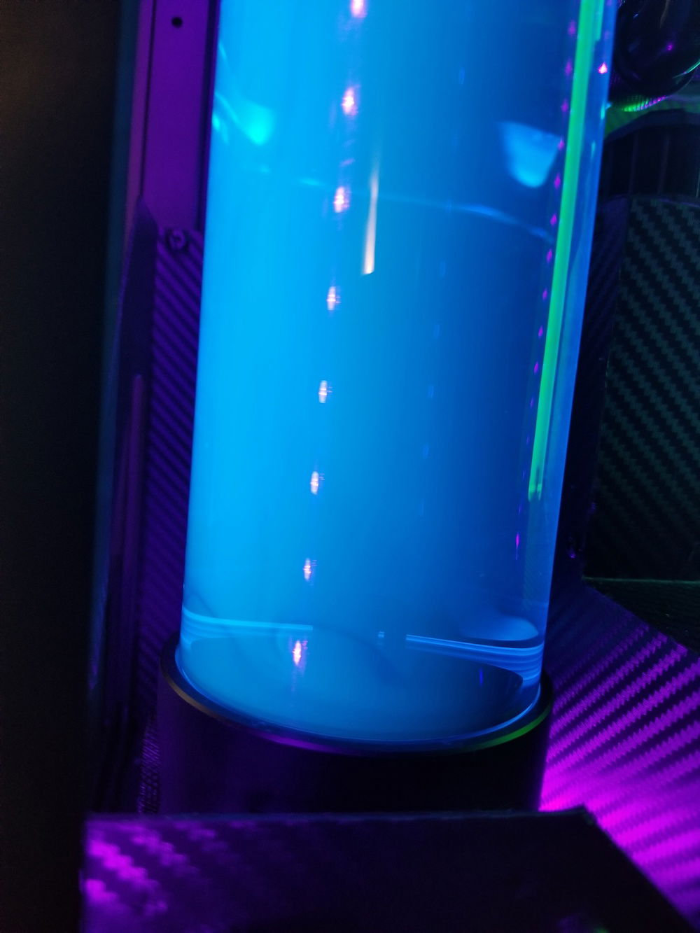 Looks like I spoke too soon about there being no issues with the UV Blue.  It's separating.  You can see swirl around the pump inlet.