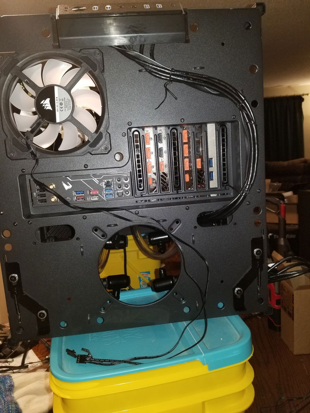 A view of all the ports on top.