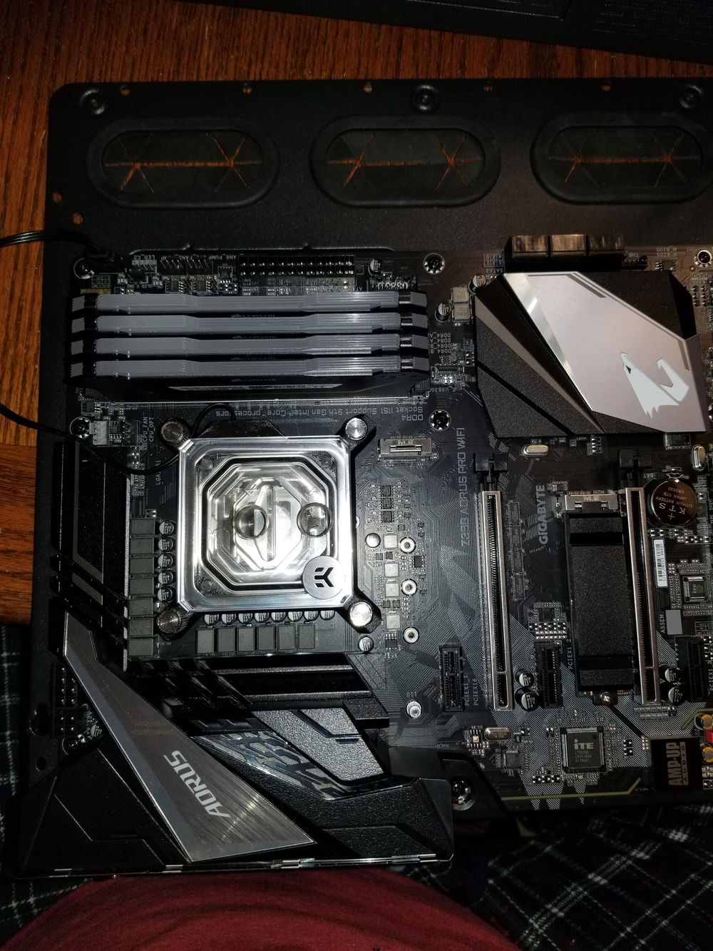 Little better look at the CPU block.