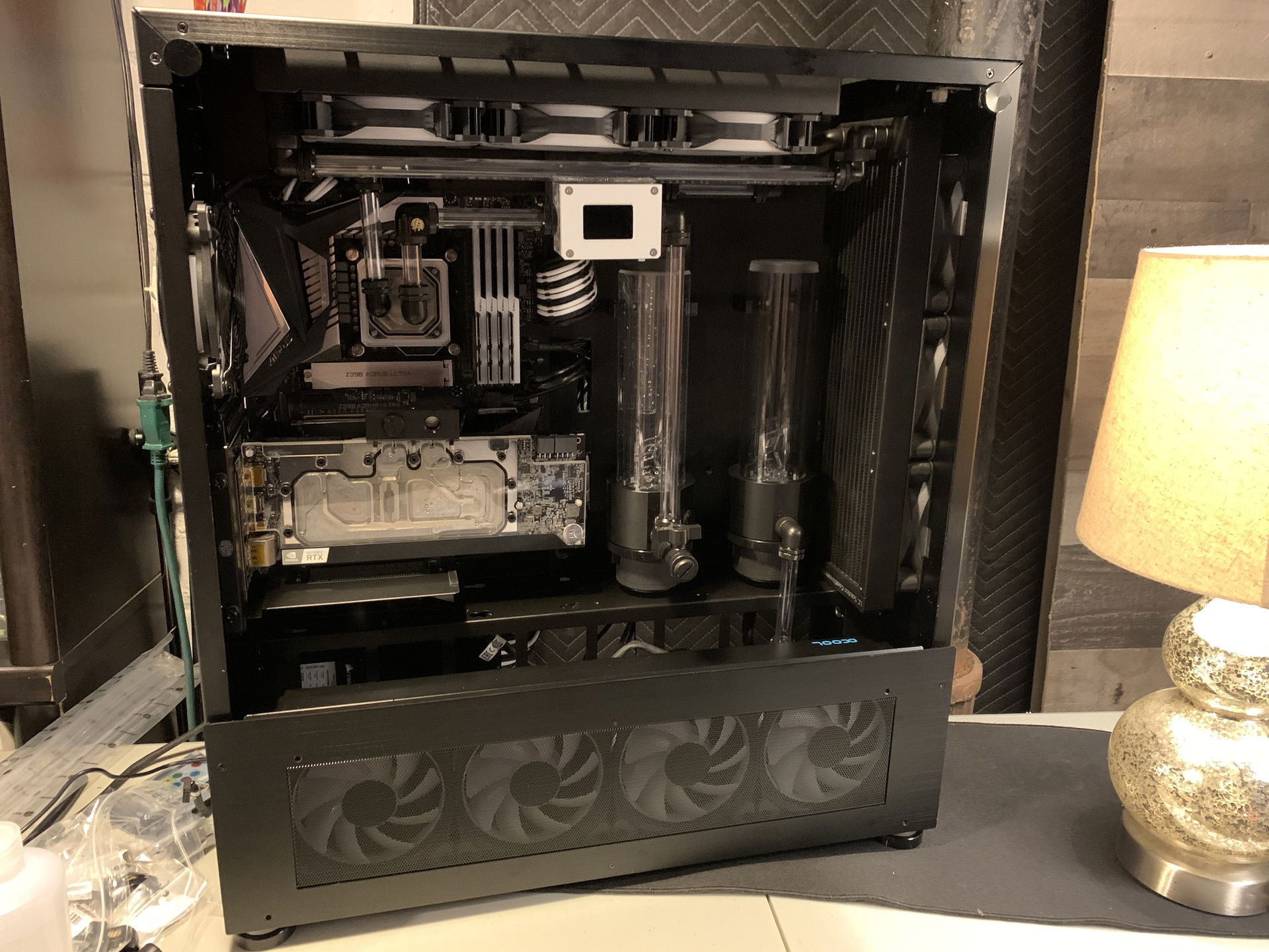 lian-li-v3000-builds-gg