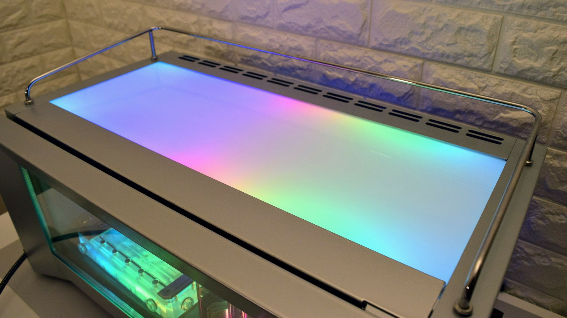 Red Bull Mini Fridge watercooled PC » builds.gg