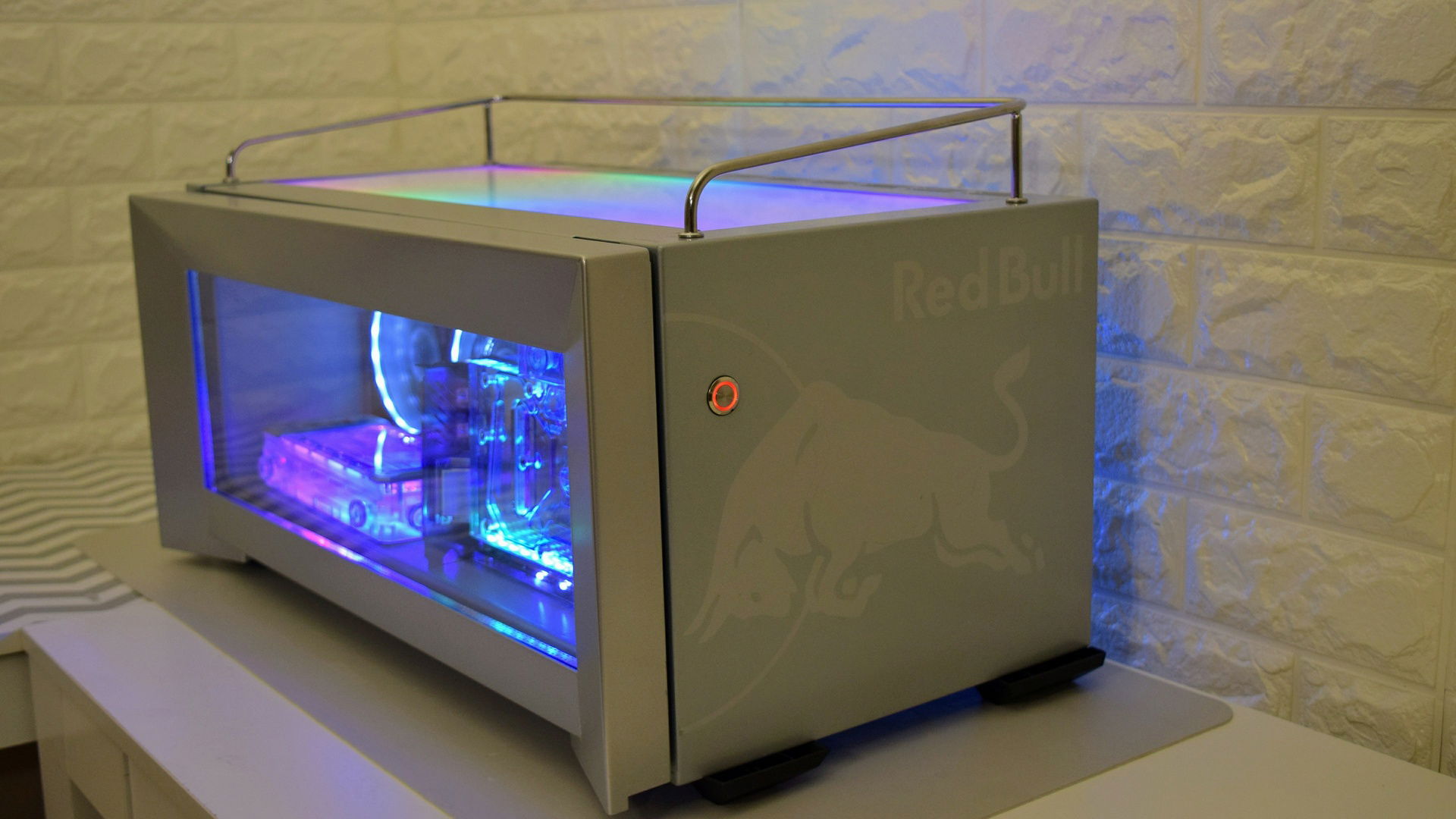 Red Bull Mini Fridge watercooled PC » builds.gg