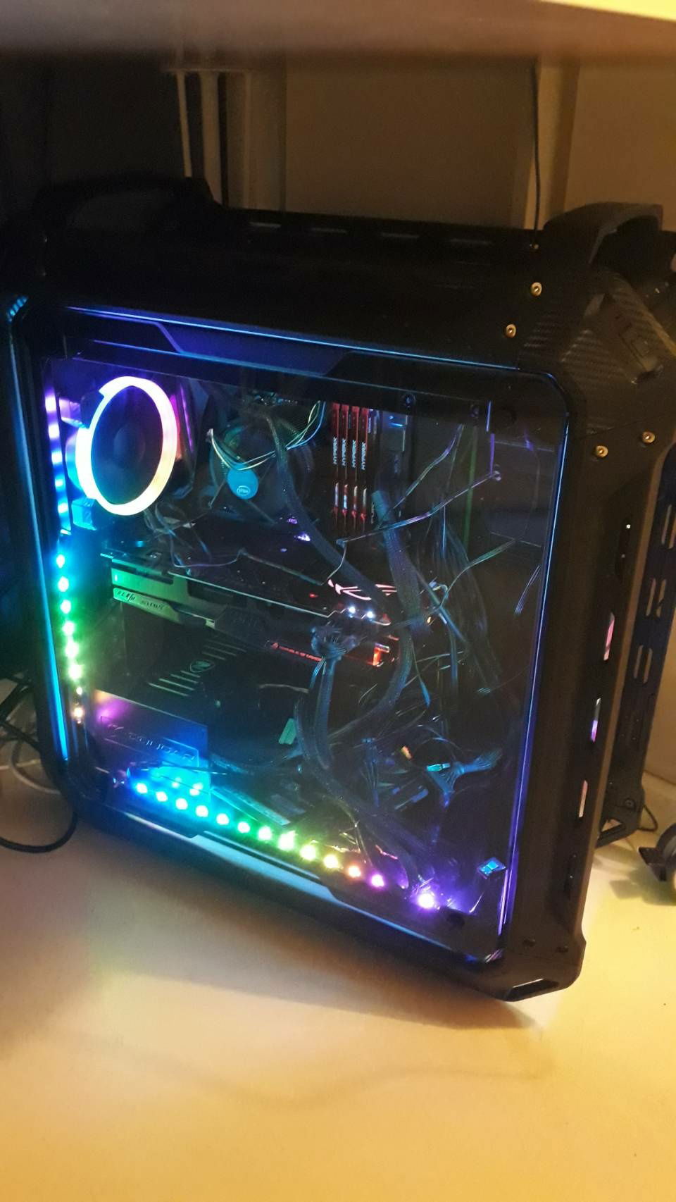 Still need to fix the cable management.