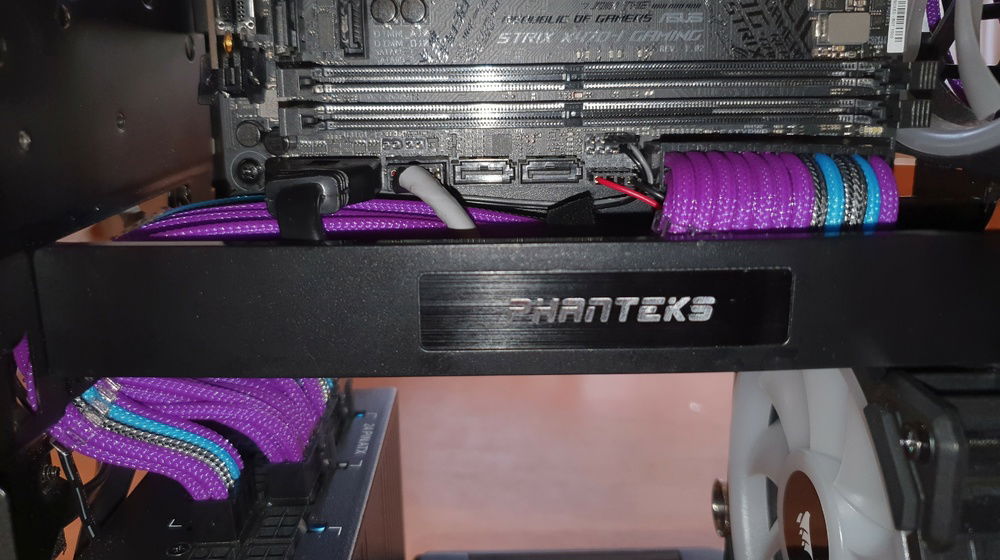 Cable Management - Centre Channel (Door Closed) - Mobo speaker is fitted for troubleshooting, will be removed later