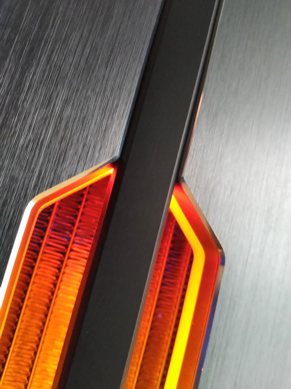 Lancool one Digital RGB without filter, 360 radiator from the EK-FG Expansion Pack