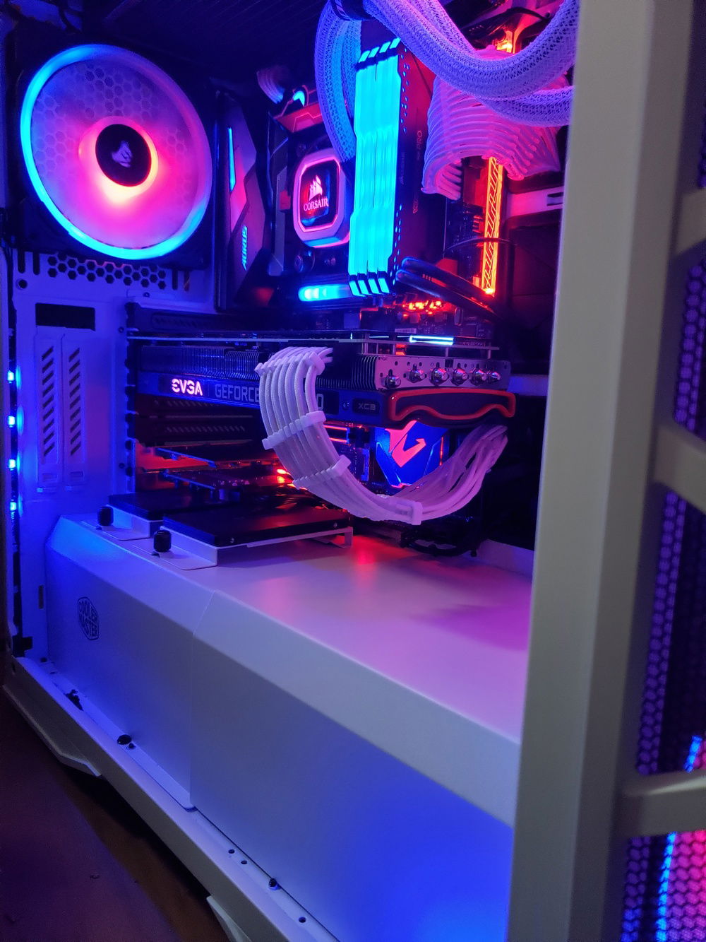 How I normally have the RGB set, red and blue.