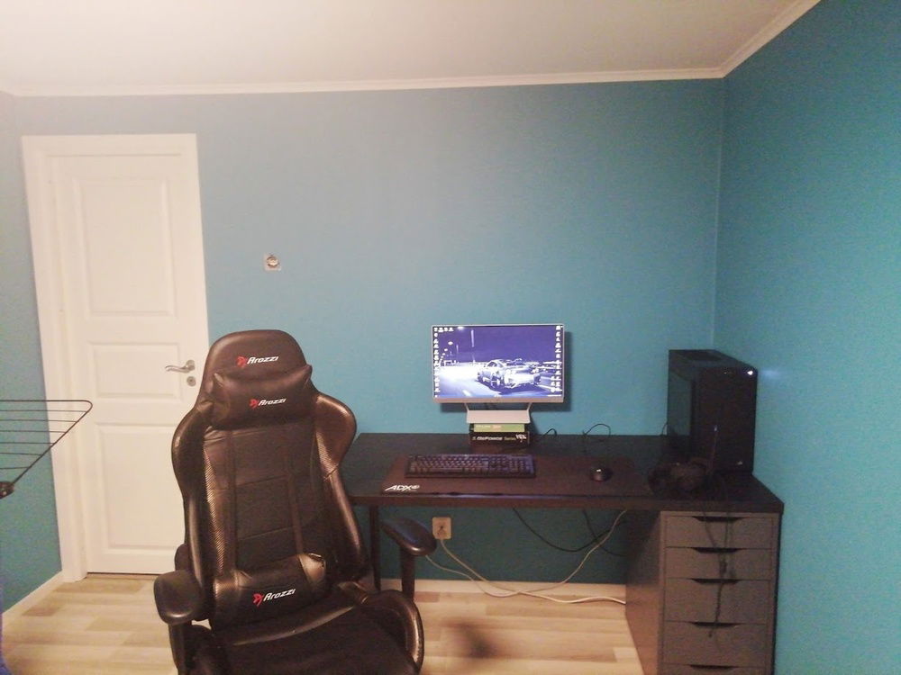 really old picture of my setup from 2019