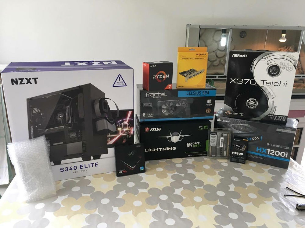 Just a quick picture with all the parts before build.