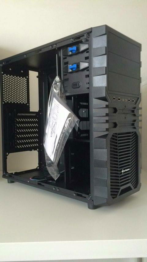 €30 case.. Quality was not great but hey what do you expect...