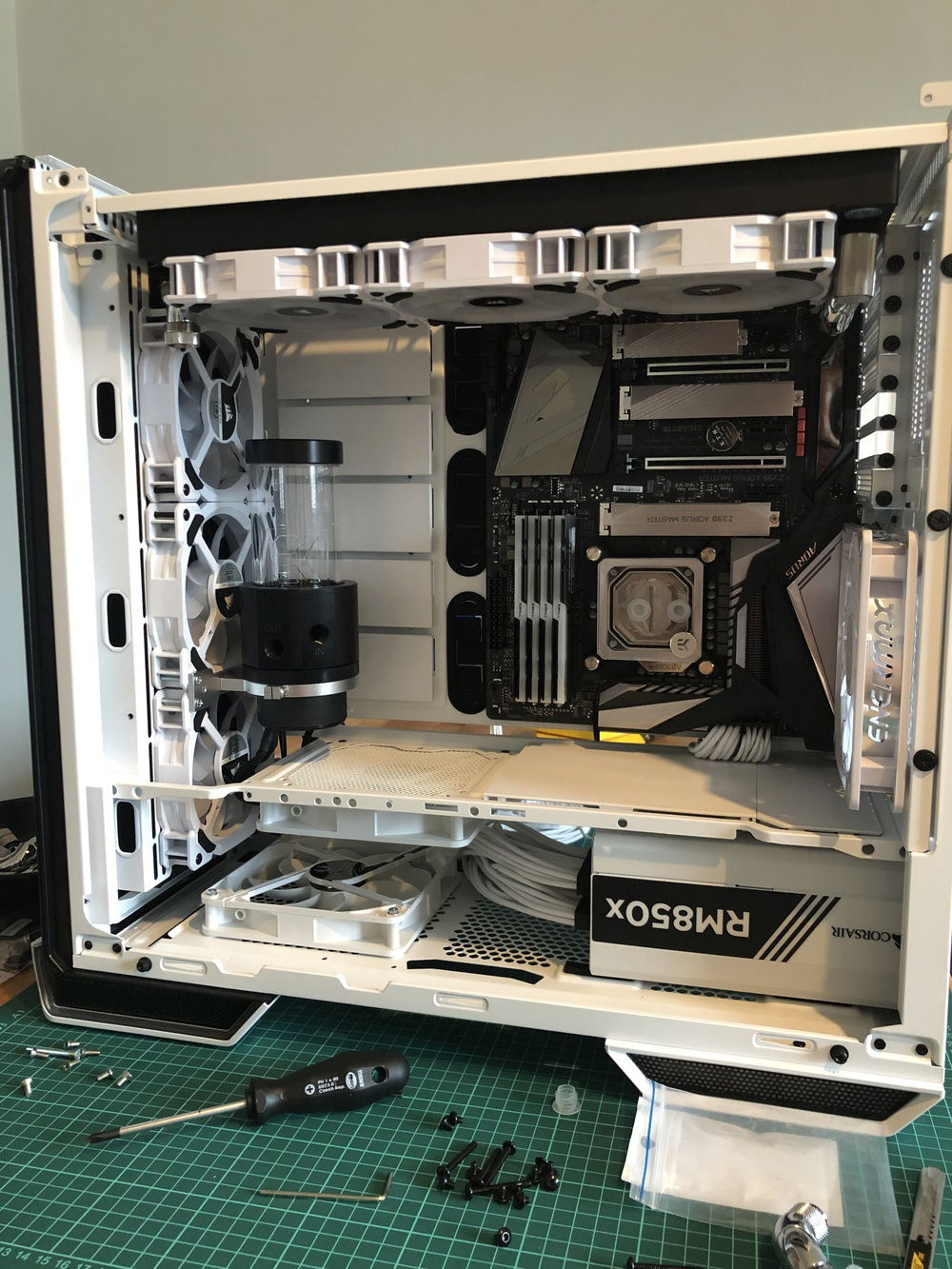 Dry fit of the radiators and pump-res combo! It fits!