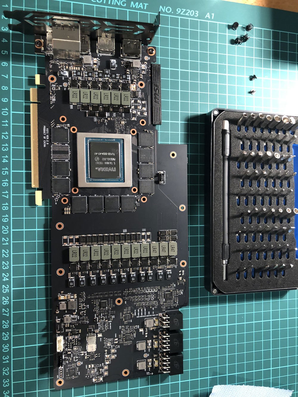 Believe me that it took me a lot of courage and stress to take a screwdriver and start disassembling something so expensive for the first time.