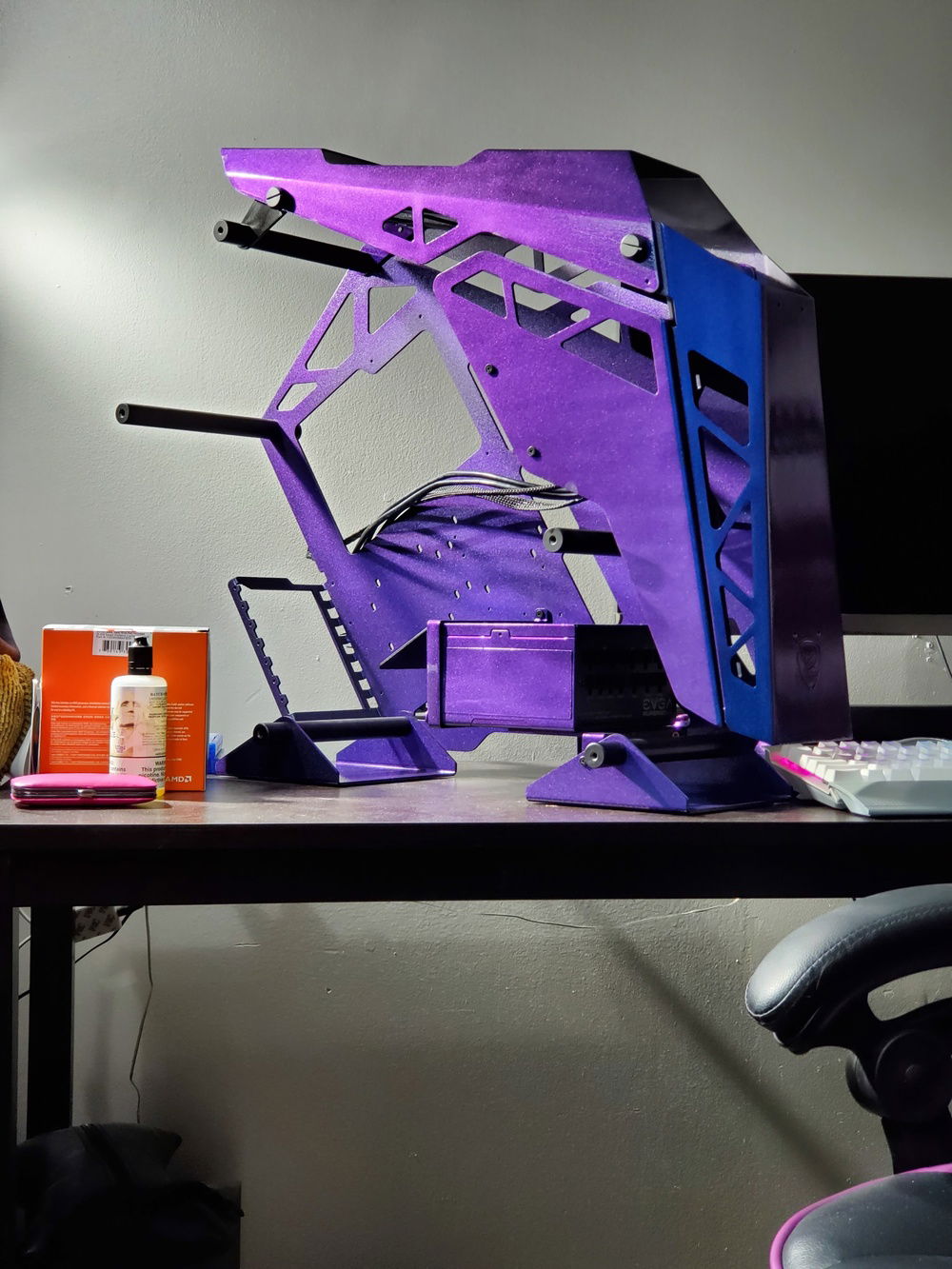 These are early pictures of the paint before it was complete that more accurate reflect the effects in proper lighting.