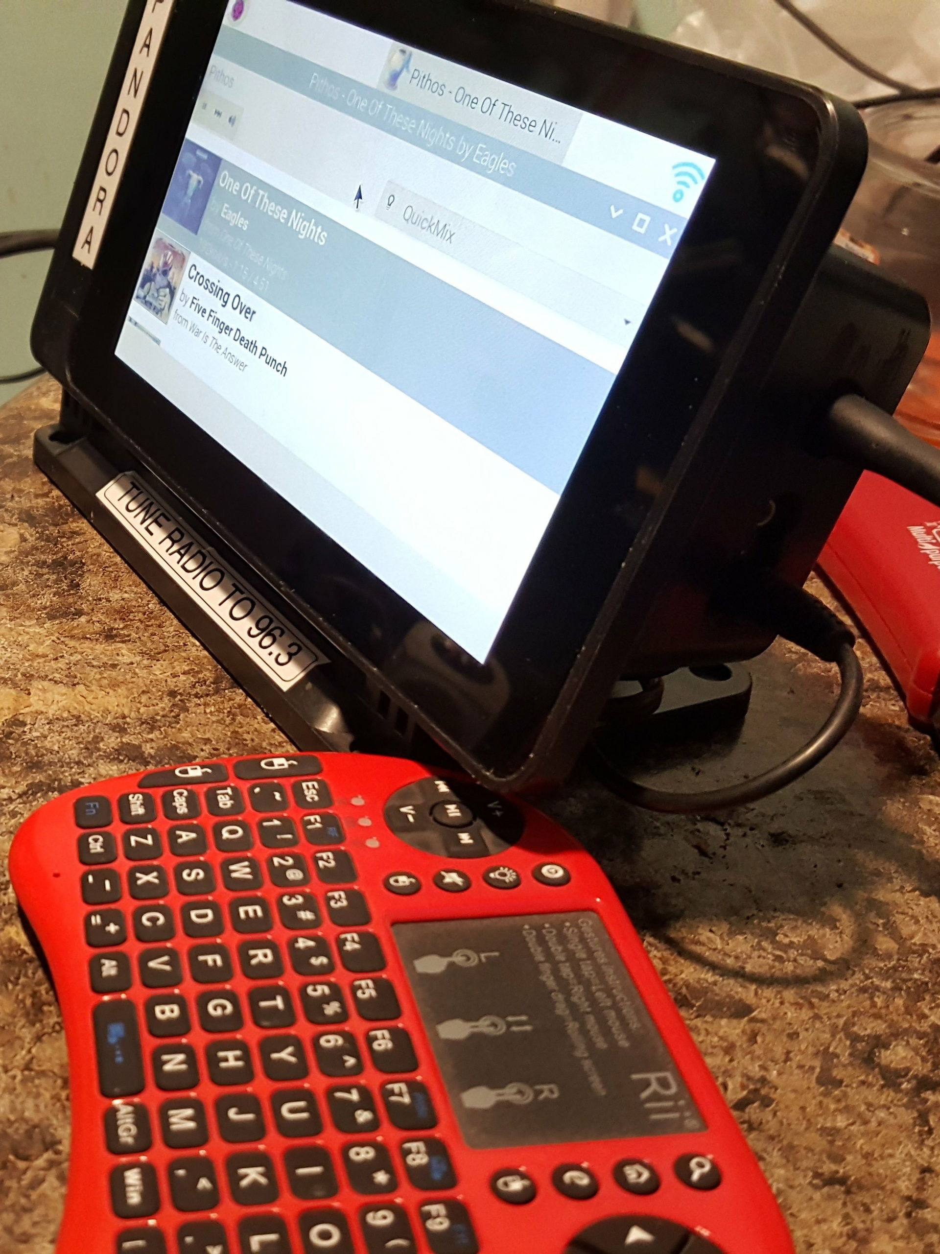 Raspberry Pi 3 B+ Pandora FM Radio Transmitter » builds.gg