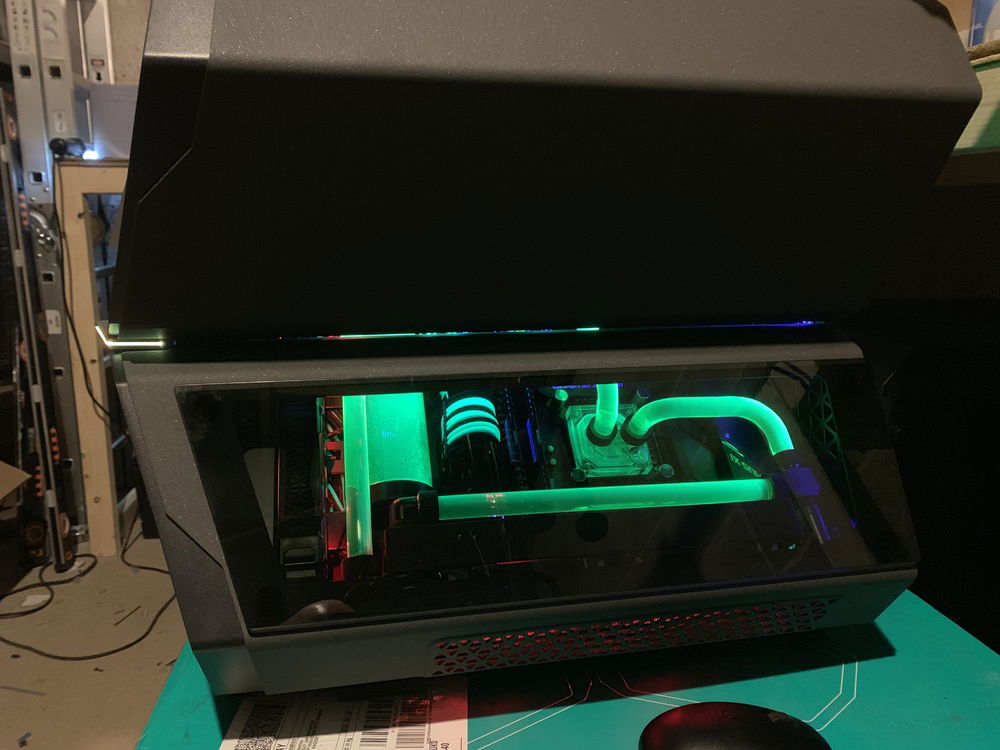 Lower half of the case, sorting out the UV lighting
