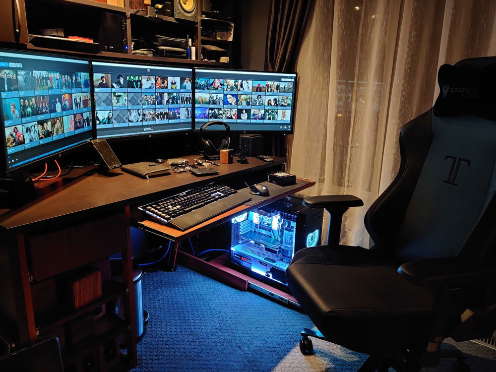 Working Desk configuration showing music since work is discrete in nature.