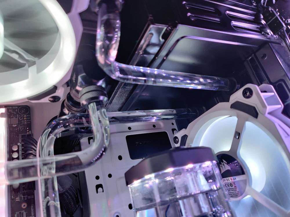 Corsair radiator drain outlet (top)