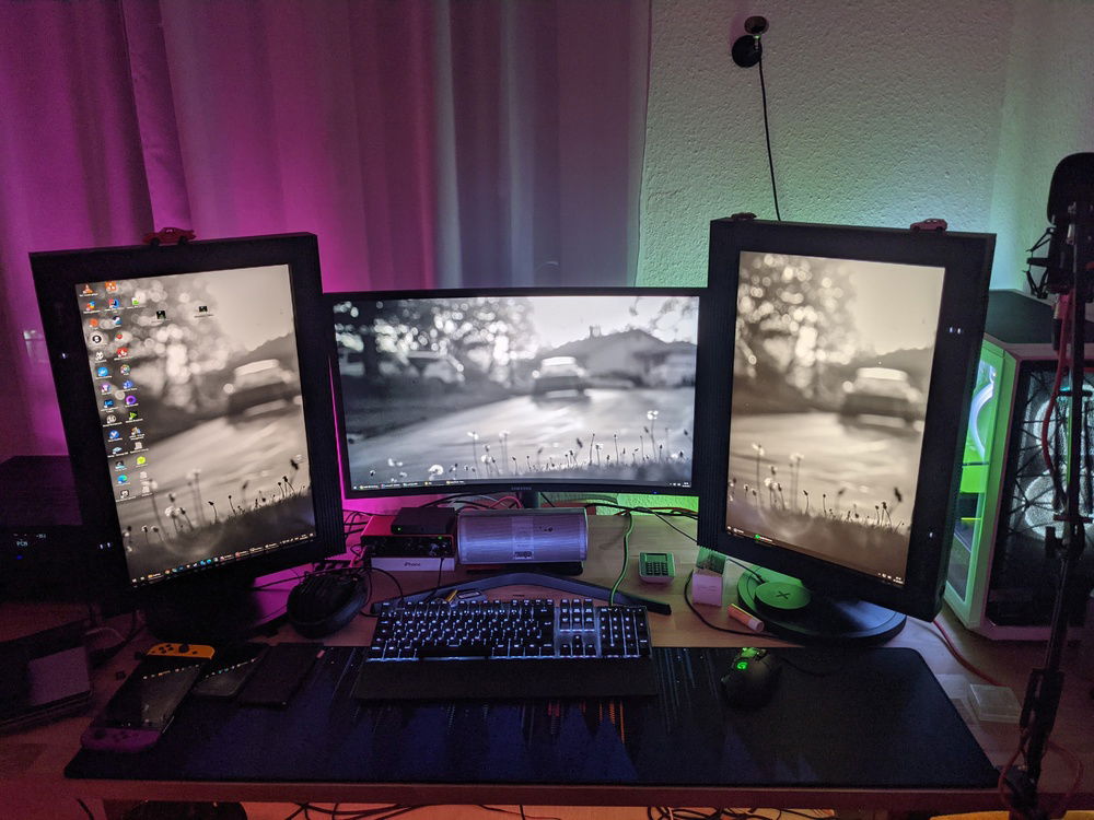 Got the opportunity to get a second high quality EIZO editing Screen... Couldn't let it pass
