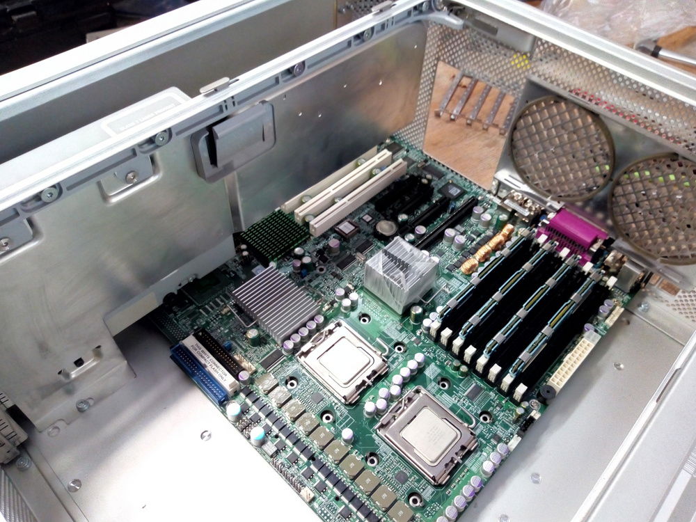 First test fit of the Motherboard.