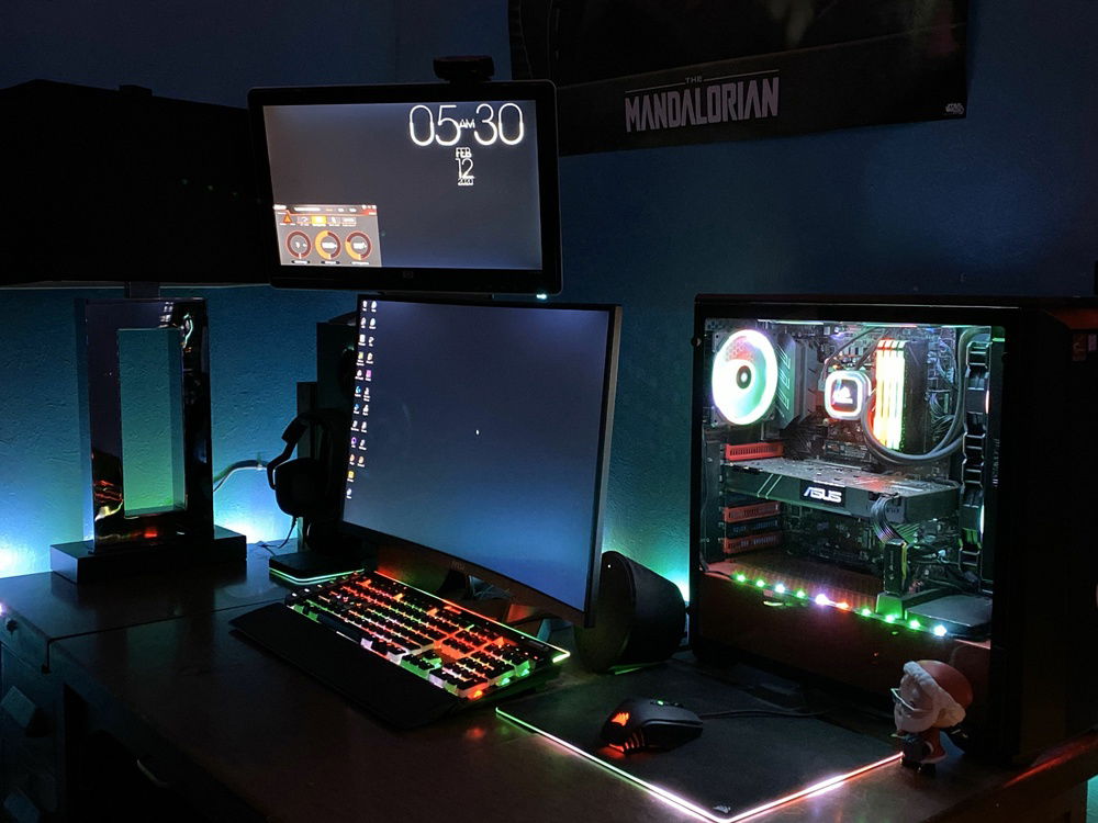 The full picture of my desk and computer. A second monitor and all.